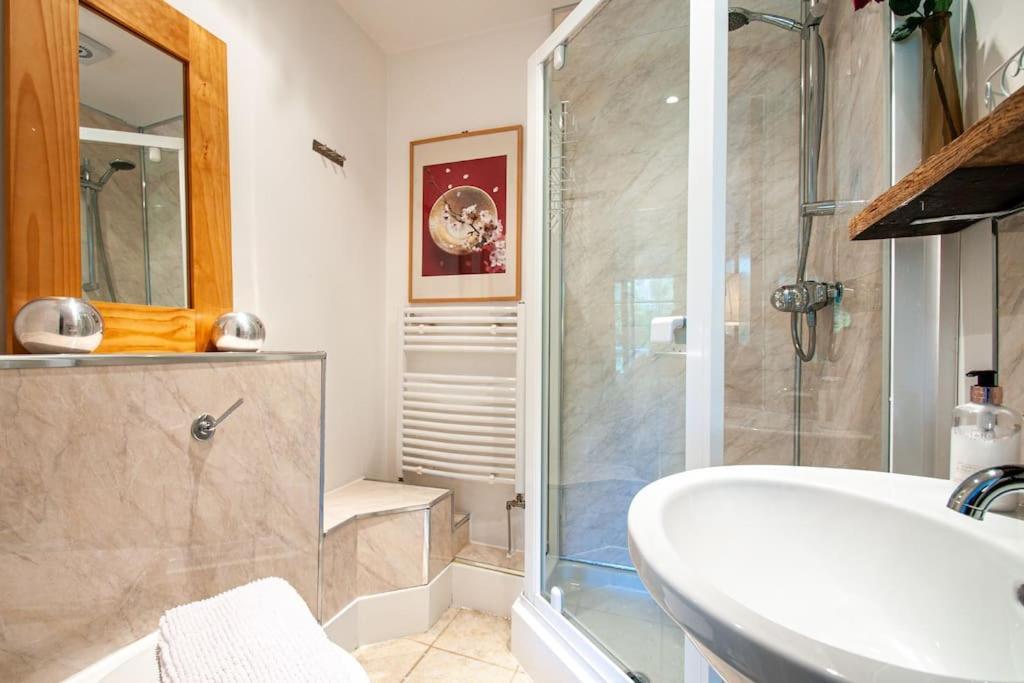 Blueberry Cottage - Lower Mill Estate Somerford Keynes Zewnętrze zdjęcie