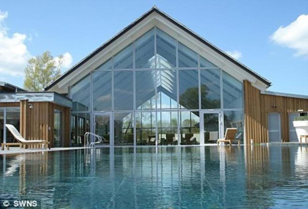 Blueberry Cottage - Lower Mill Estate Somerford Keynes Zewnętrze zdjęcie